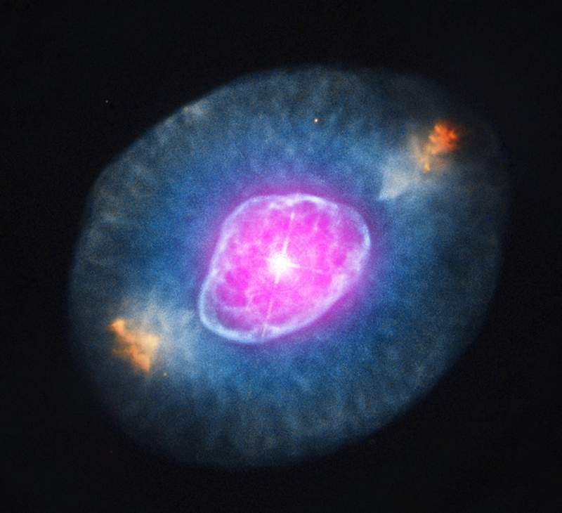 Планетарная туманность NGC 6826