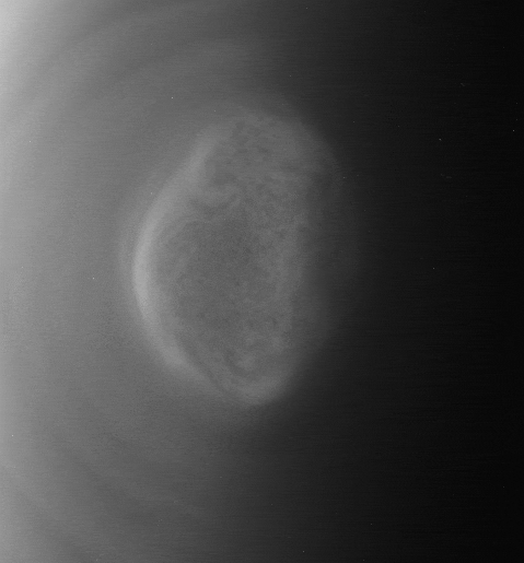 Полярный вихрь на Титане.