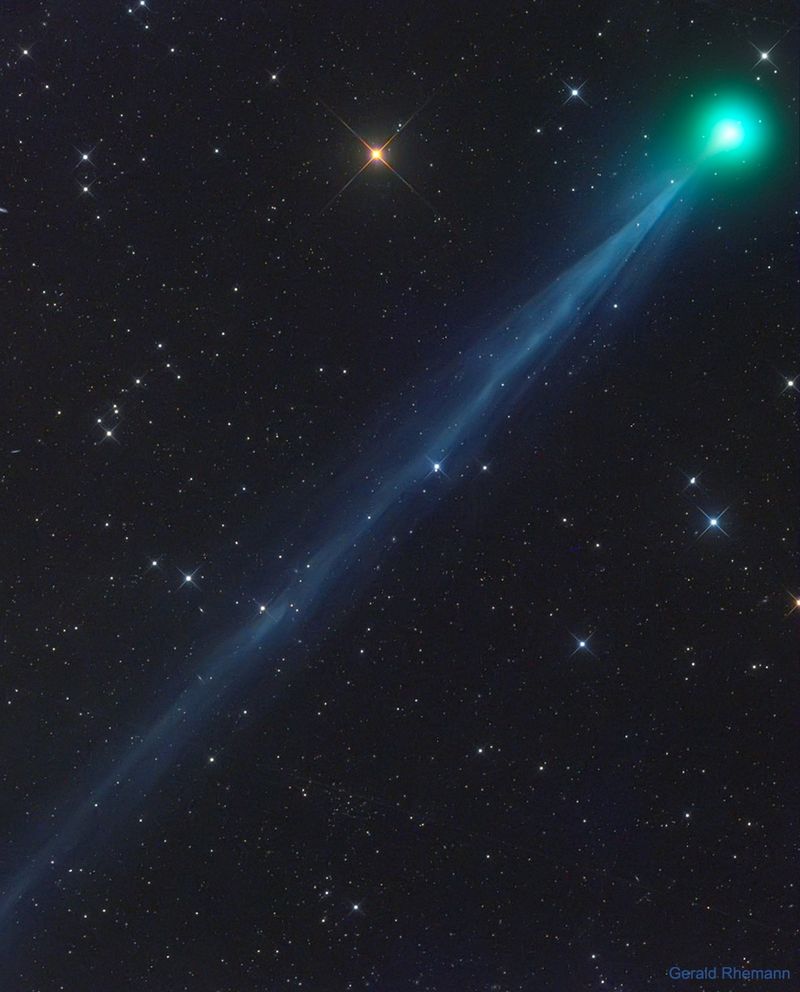 Комета C/2020 F8 (SWAN).